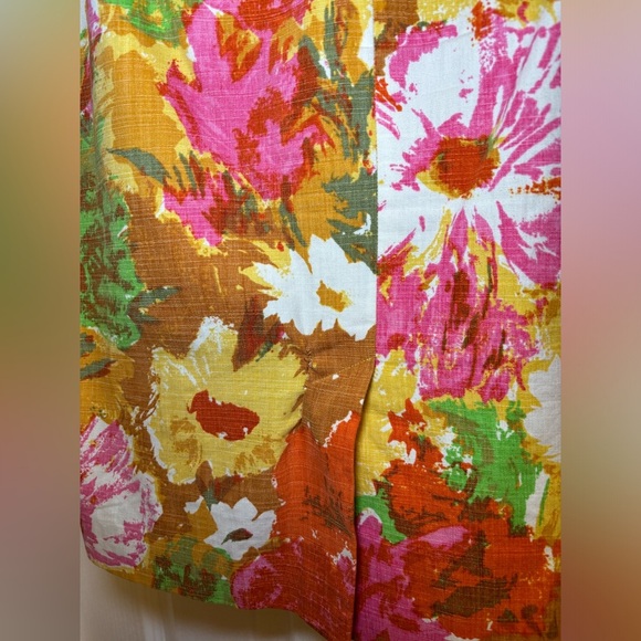 Talbots - Formal Feminine Business Casual Floral Print Women's Skirt in Size 8 - Picture 9 of 11